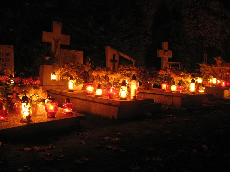 Pamięć o zmarłych