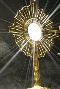 Adoracja Najświętszego Sakramentu